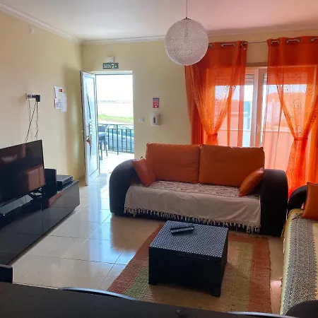 Acolhedor Numa Belas Praias Do Centro De Portugal 度假居 *